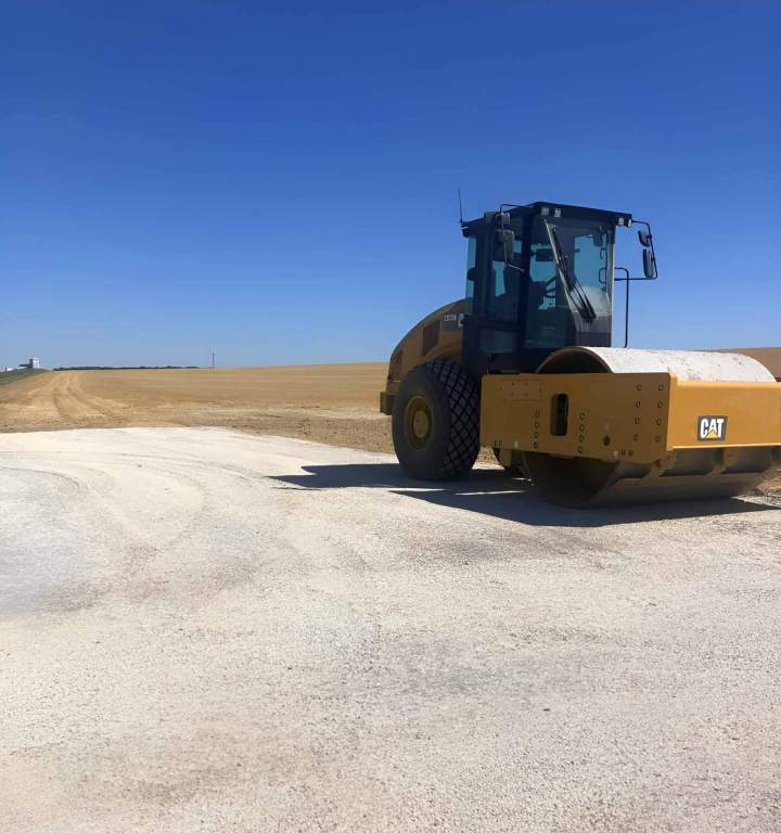 Location engins de construction Terrassement / Remblais / Nivelage Rebais